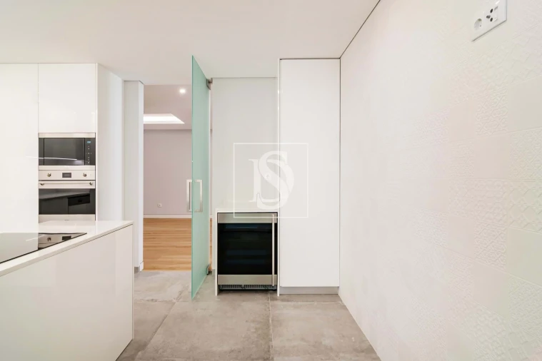 Apartamento T3 para Venda em Carcavelos e Parede Foto 12