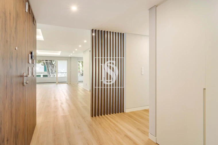 Apartamento T3 para Venda em Carcavelos e Parede Foto 3
