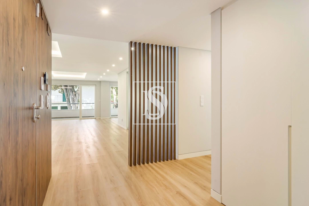 Apartamento T3 para Venda em Carcavelos e Parede Foto 3