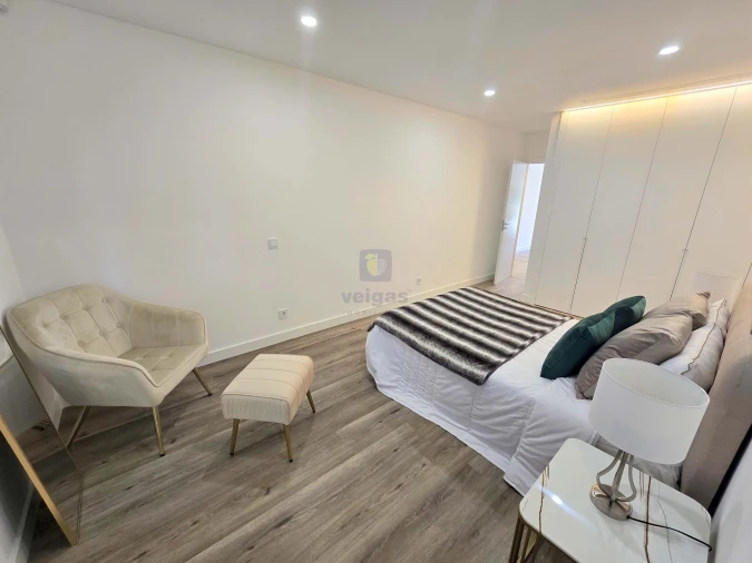 Moradia T4 para Venda em Charneca de Caparica e Sobreda Foto 14