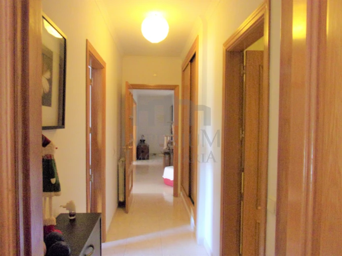 Apartamento T2 para Arrendamento em Carregado e Cadafais