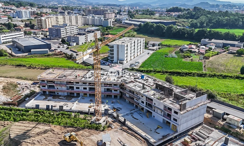 Apartamento T1 para Venda em Vila Nova de Famalicão e Calendário Foto 6