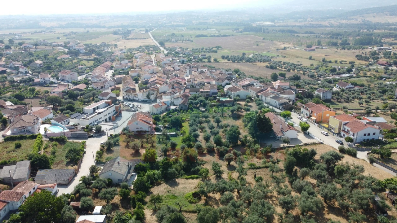 Terreno para Venda em Telhado Foto 20