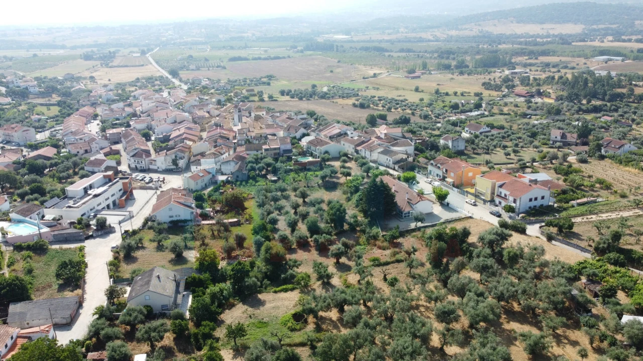 Terreno para Venda em Telhado Foto 19