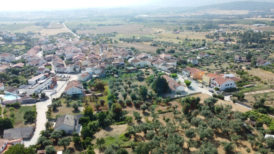 Terreno para Venda em Telhado Foto 19