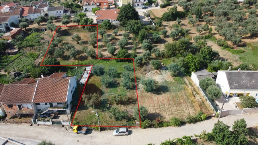 Terreno para Venda em Telhado Foto 1