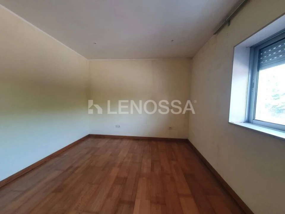 Apartamento T2 para Venda em Rebordosa Foto 7