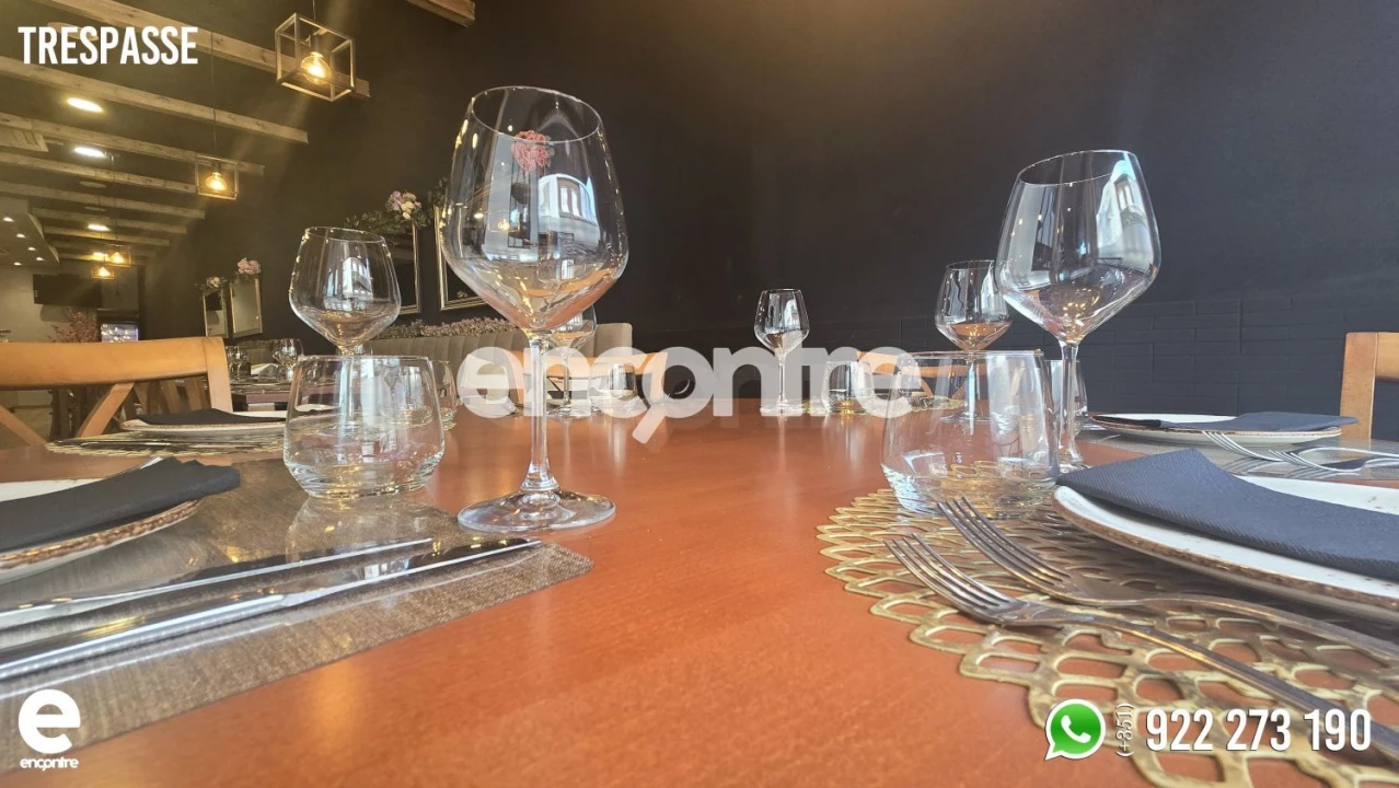 Loja para Trespasse em Venteira Foto 26