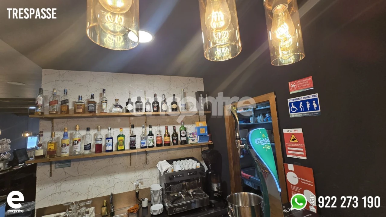 Loja para Trespasse em Venteira Foto 8