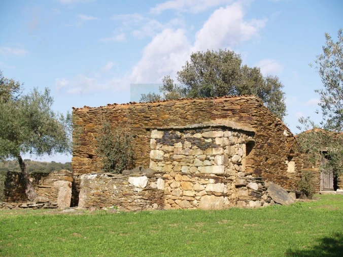 Terreno para Venda em Monfortinho e Salvaterra do Extremo Foto 2