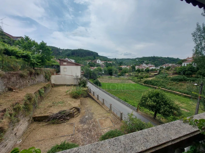 Moradia T4 para Venda em Vila Cova de Alva e Anseriz Foto 10