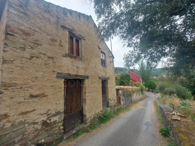 Moradia T4 para Venda em Vila Cova de Alva e Anseriz Foto 5