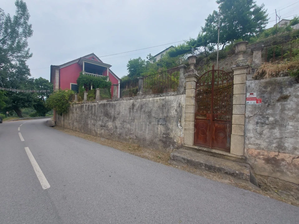 Moradia T4 para Venda em Vila Cova de Alva e Anseriz Foto 6