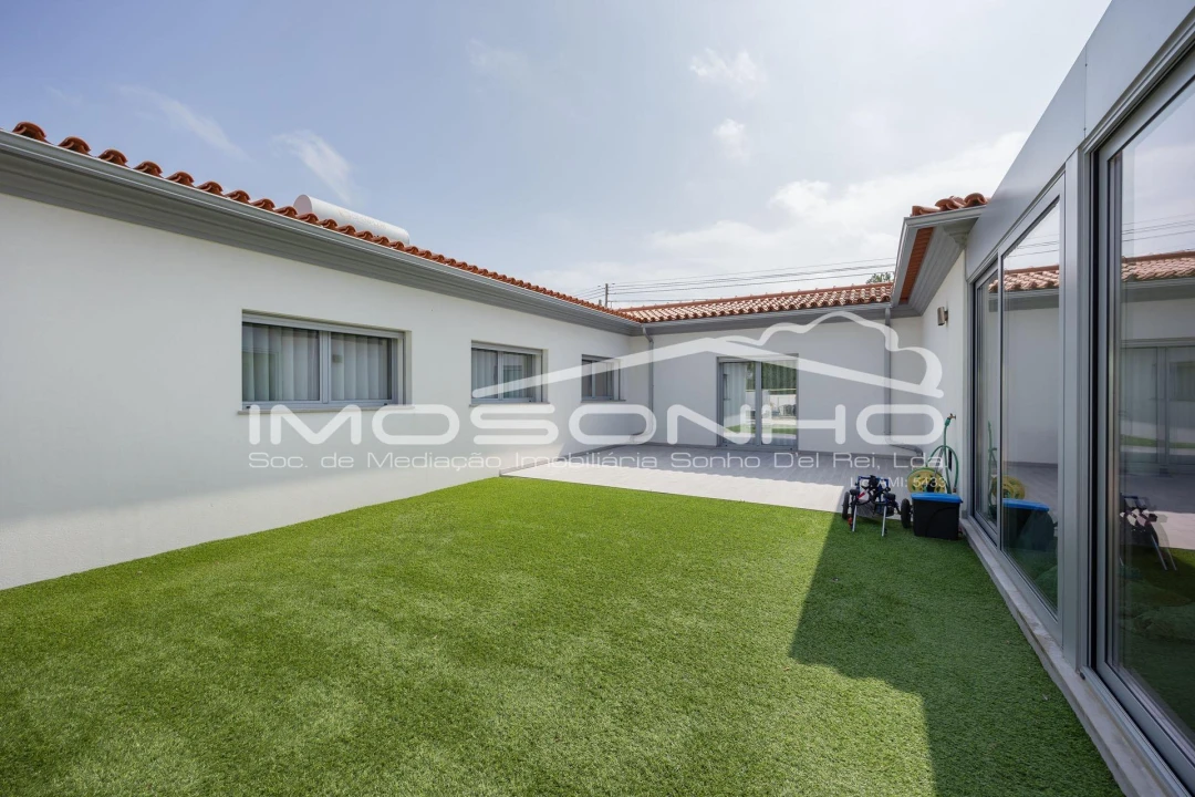 Moradia T4 para Venda em Marinha Grande Foto 21