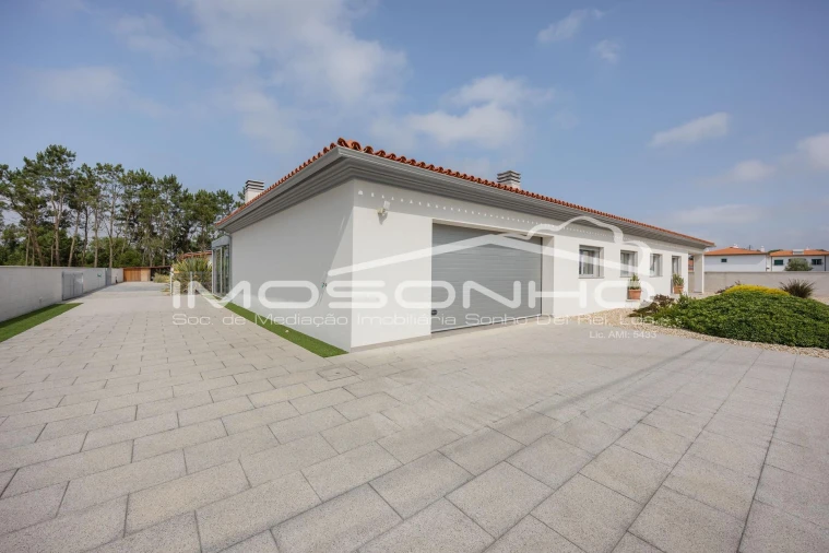 Moradia T4 para Venda em Marinha Grande Foto 35