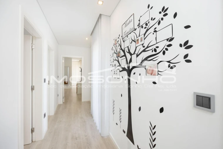 Moradia T4 para Venda em Marinha Grande Foto 8