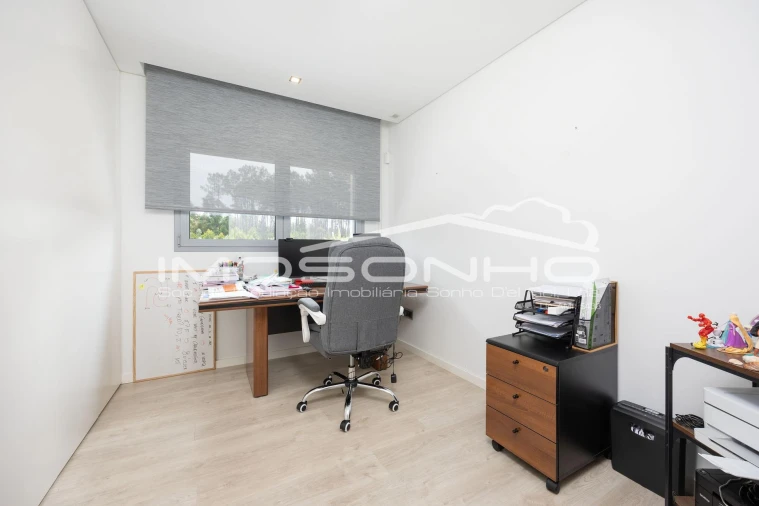 Moradia T4 para Venda em Marinha Grande Foto 9