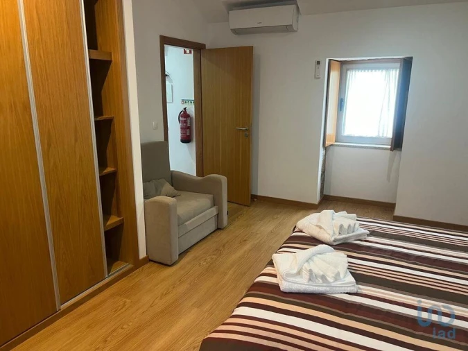 Moradia T2 para Venda em Carvalhais e Candal Foto 6