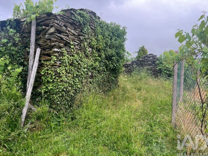 Moradia T2 para Venda em Carvalhais e Candal Foto 20