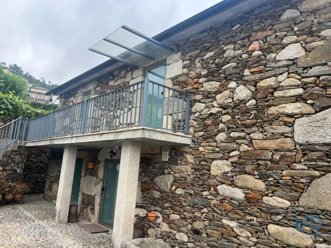 Moradia T2 para Venda em Carvalhais e Candal Foto 4