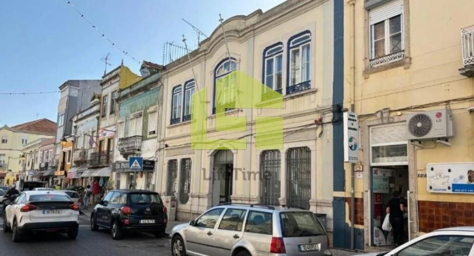 Prédio para Venda em Vila Franca de Xira Foto 15