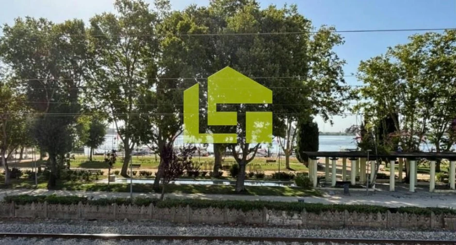 Prédio para Venda em Vila Franca de Xira Foto 16