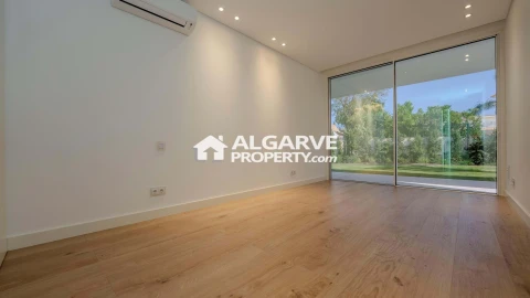 Moradia T3 para Venda em Almancil
