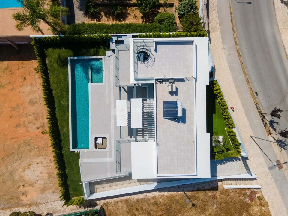 Moradia T4 para Venda em Albufeira e Olhos de Água Foto 26