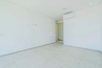Moradia T4 para Venda em Albufeira e Olhos de Água