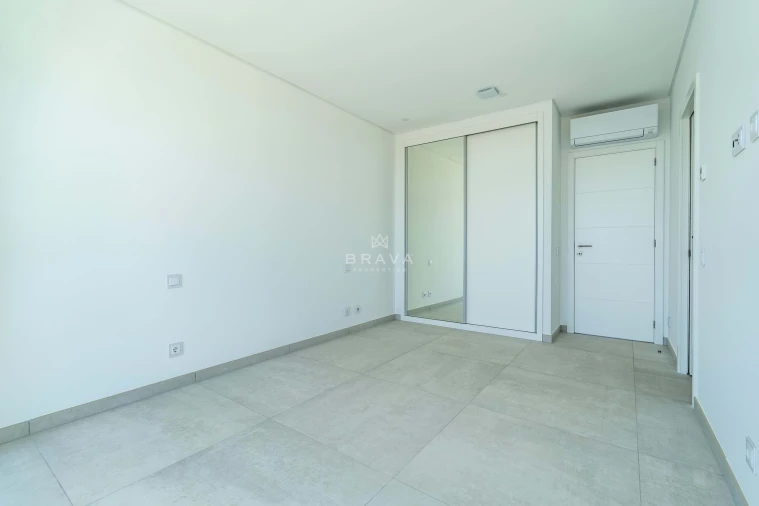 Moradia T4 para Venda em Albufeira e Olhos de Água Foto 30