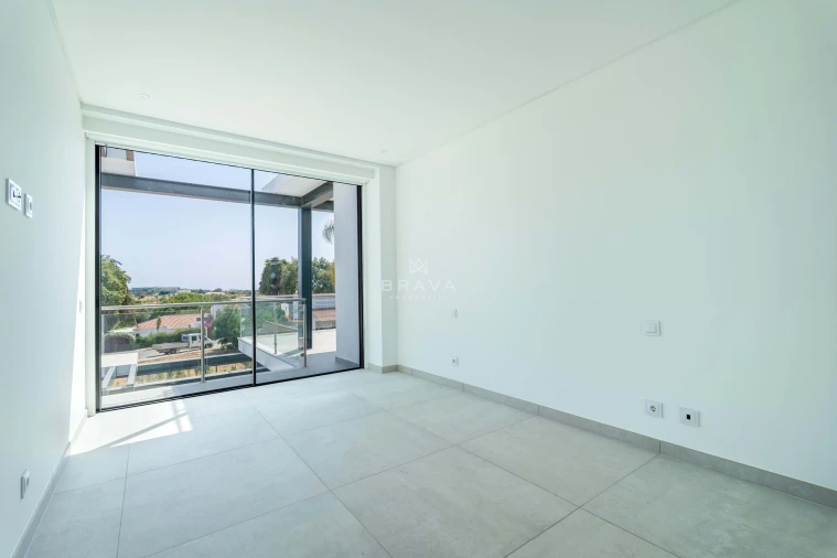 Moradia T4 para Venda em Albufeira e Olhos de Água Foto 29