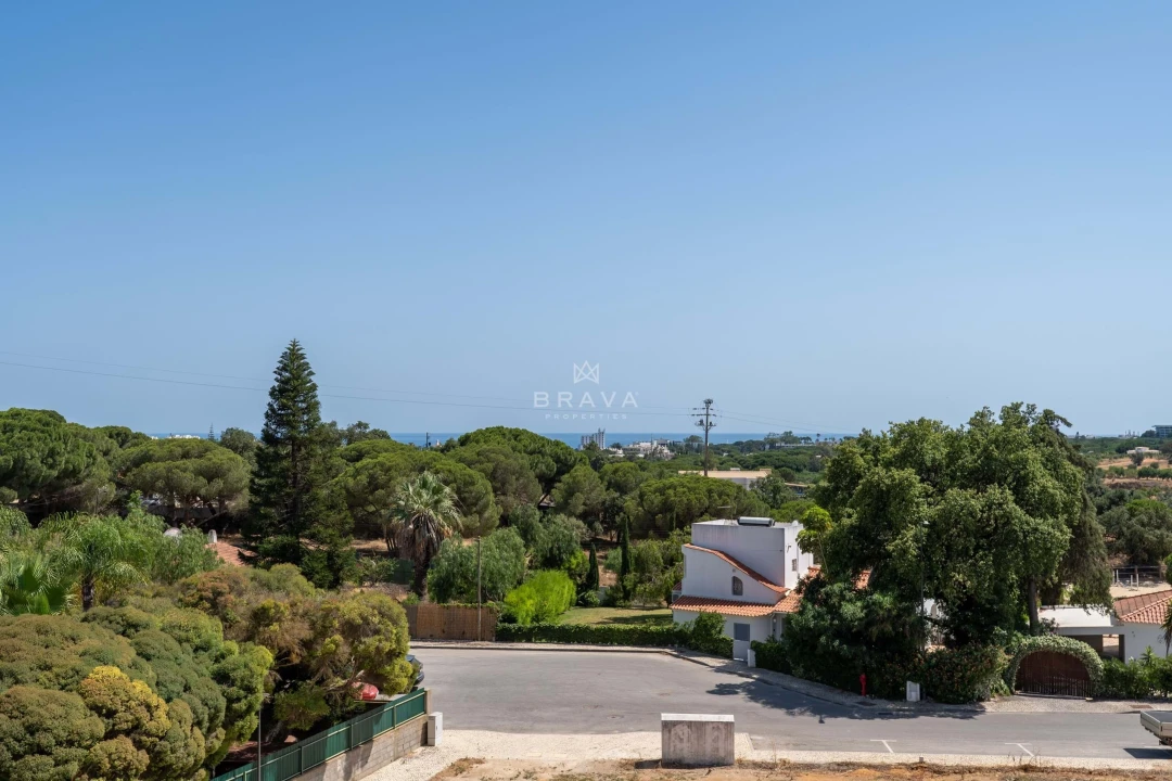 Moradia T4 para Venda em Albufeira e Olhos de Água Foto 47