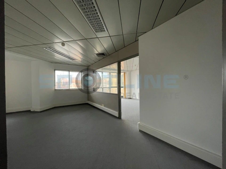 Escritório para Venda em Algés, Linda-A-Velha e Cruz Quebrada-Dafundo Foto 28