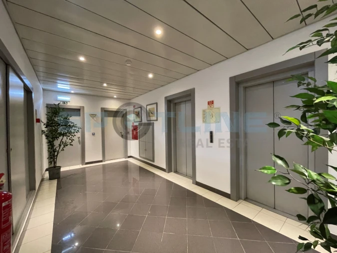 Escritório para Venda em Algés, Linda-A-Velha e Cruz Quebrada-Dafundo Foto 7