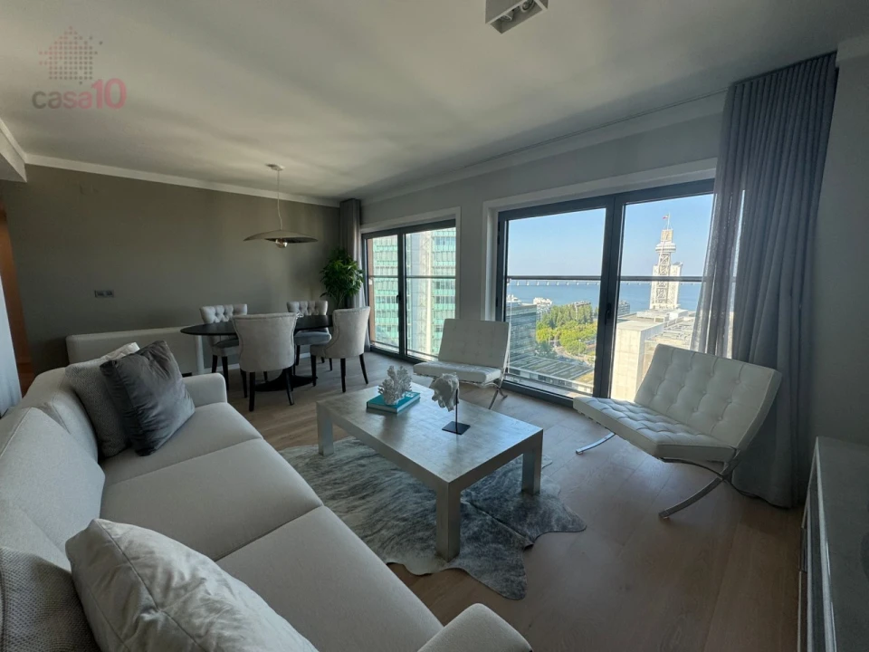 Apartamento T2 para Venda em Parque das Nações Foto 1
