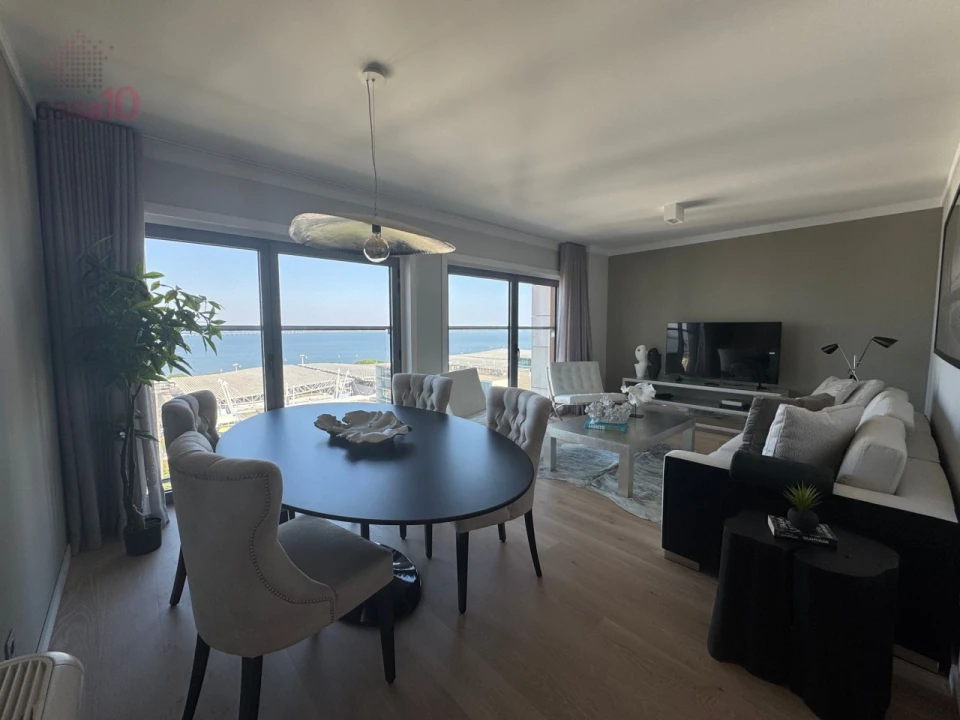 Apartamento T2 para Venda em Parque das Nações Foto 5