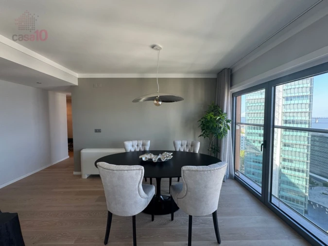 Apartamento T2 para Venda em Parque das Nações Foto 4