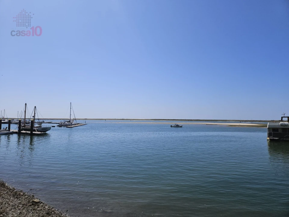 Apartamento para Venda em Olhão Foto 1
