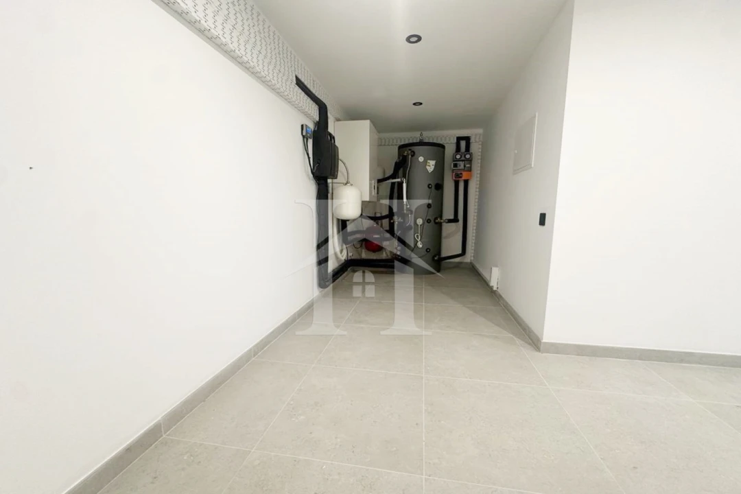 Moradia T4 para Venda em Alcabideche Foto 31