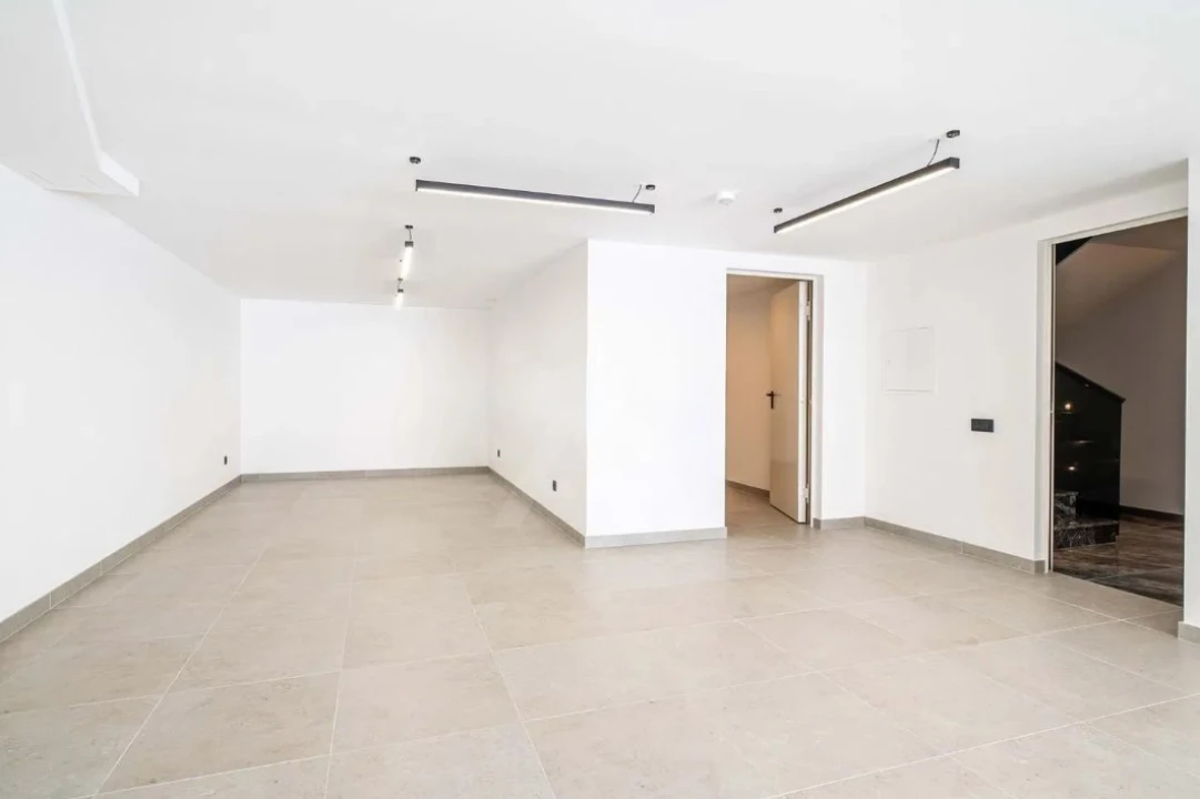 Moradia T4 para Venda em Alcabideche Foto 30