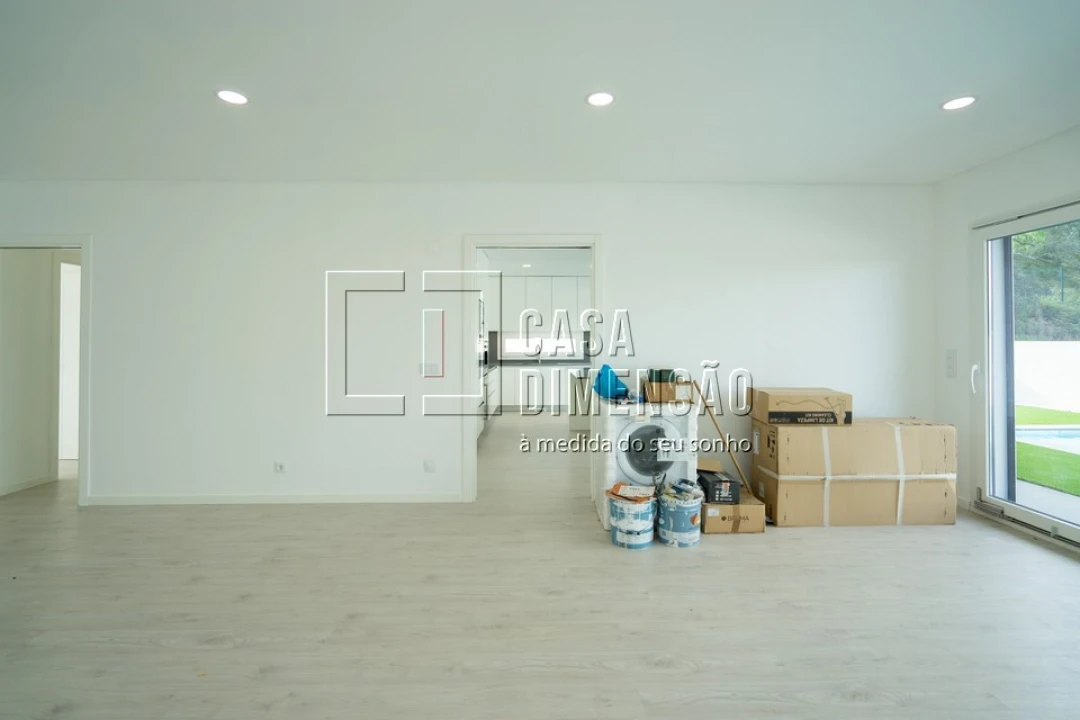 Moradia T5 para Venda em Charneca de Caparica e Sobreda Foto 8