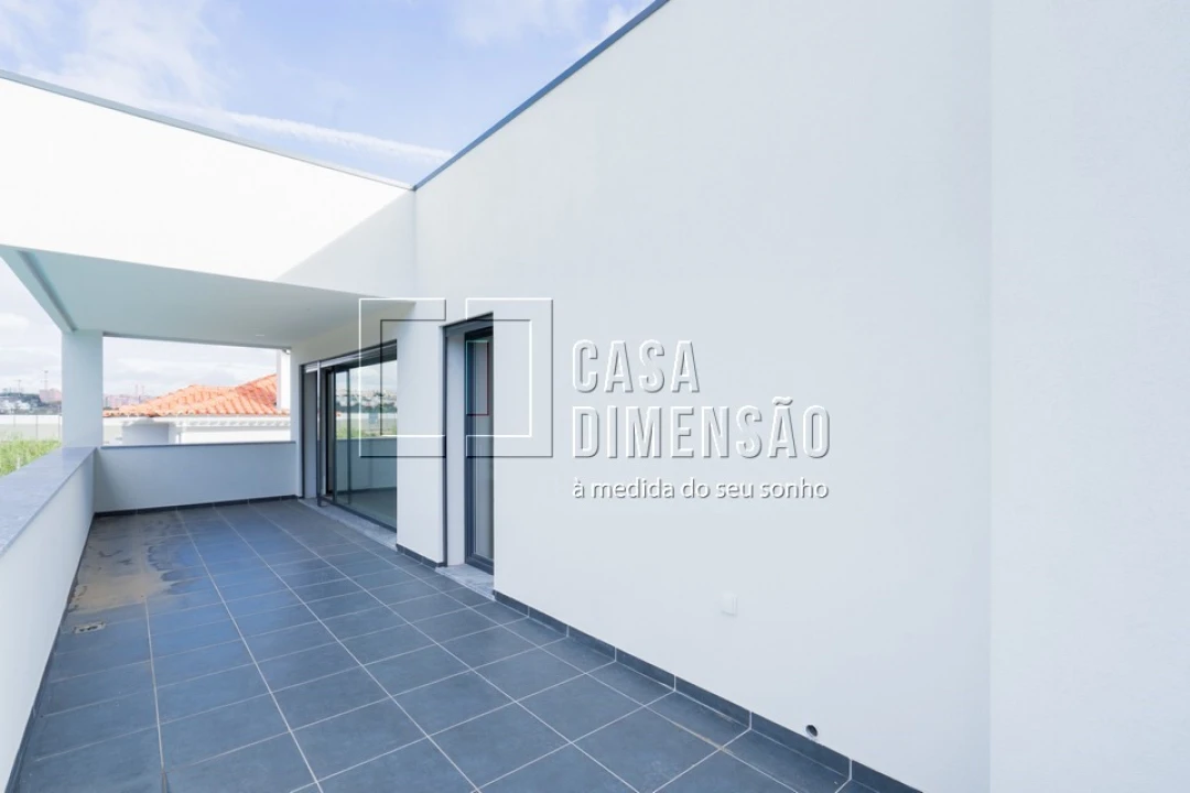 Moradia T5 para Venda em Charneca de Caparica e Sobreda Foto 67