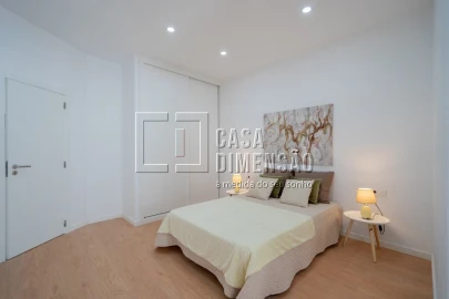 Apartamento T3 para Venda em São Vicente