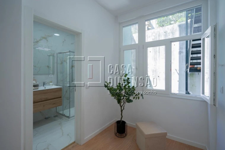 Apartamento T3 para Venda em São Vicente Foto 19