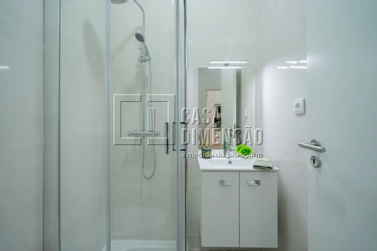 Apartamento T3 para Venda em São Vicente Foto 32