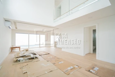 Moradia T4 para Venda em Corroios
