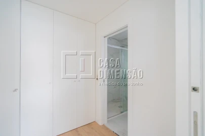 Moradia T4 para Venda em Corroios