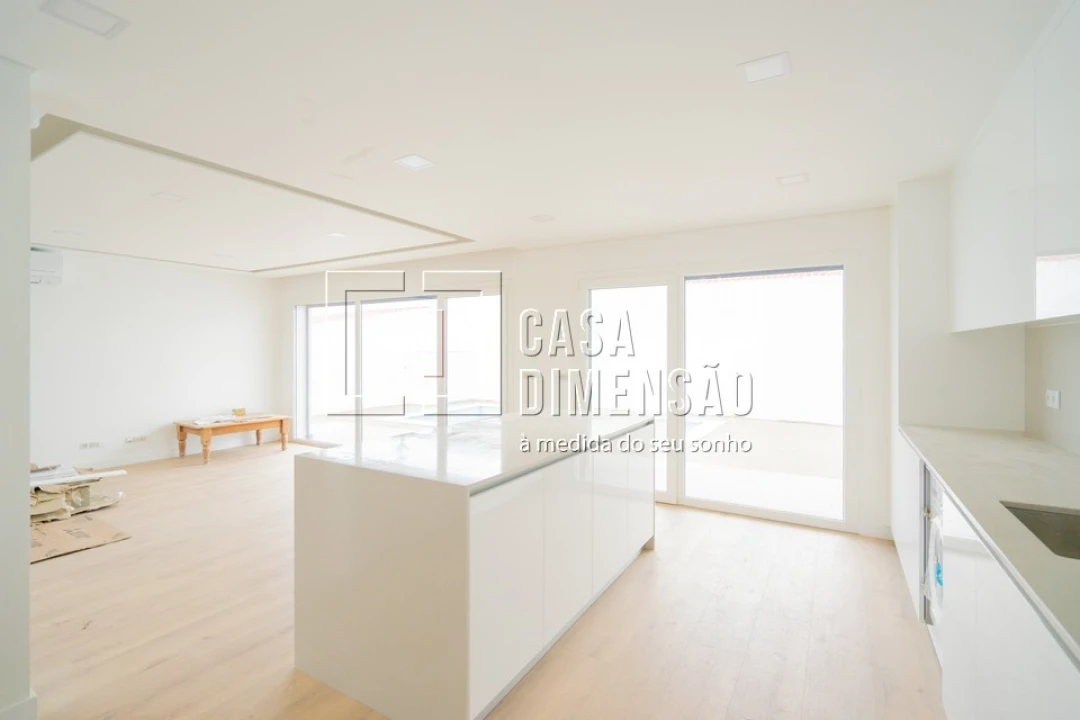 Moradia T4 para Venda em Corroios Foto 16