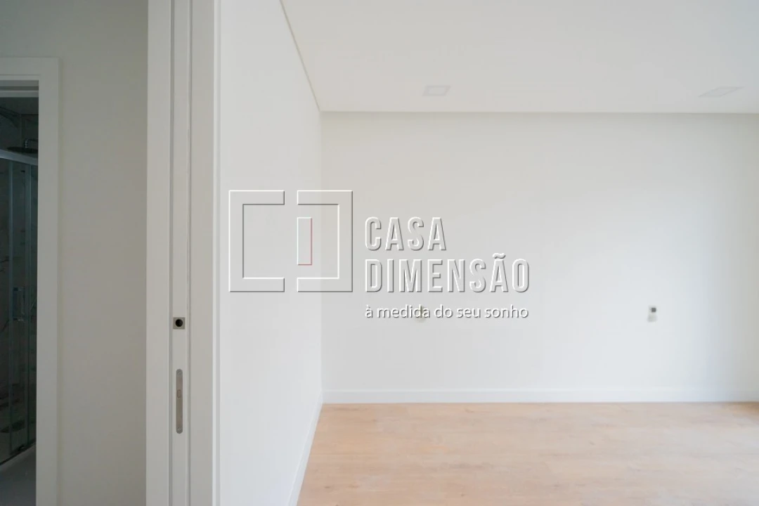 Moradia T4 para Venda em Corroios Foto 28