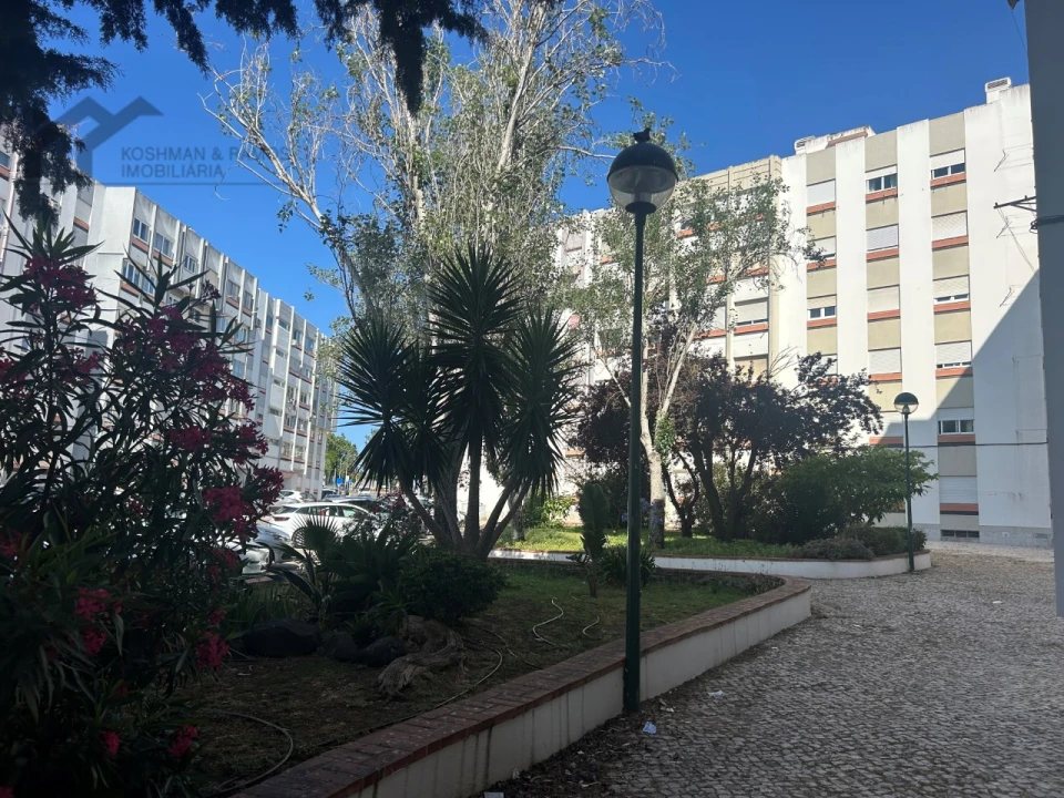 Apartamento para Venda em Algés, Linda-A-Velha e Cruz Quebrada-Dafundo Foto 6